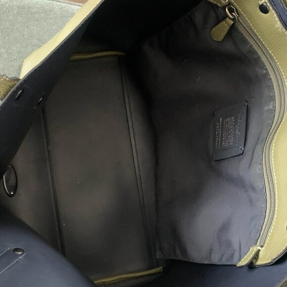 Coach City Tote - Picture 8 of 9